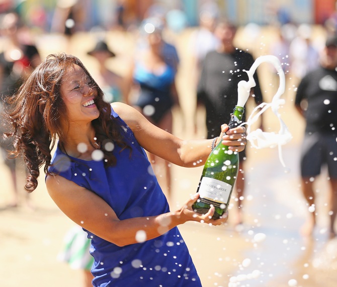 Li Na celebrates Australian Open win